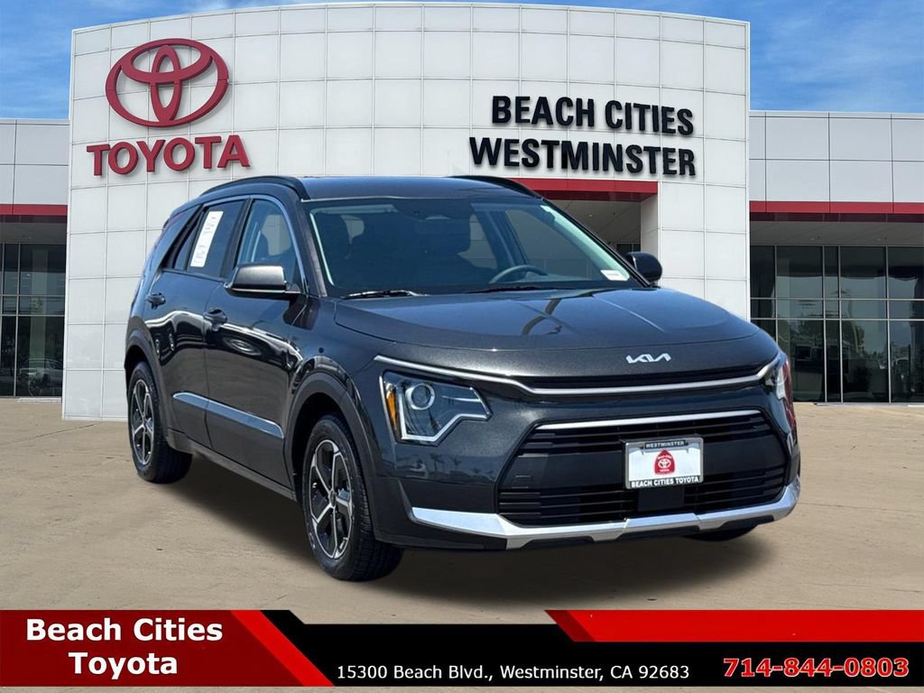 Used 2025 Kia Niro EX FWD image 1