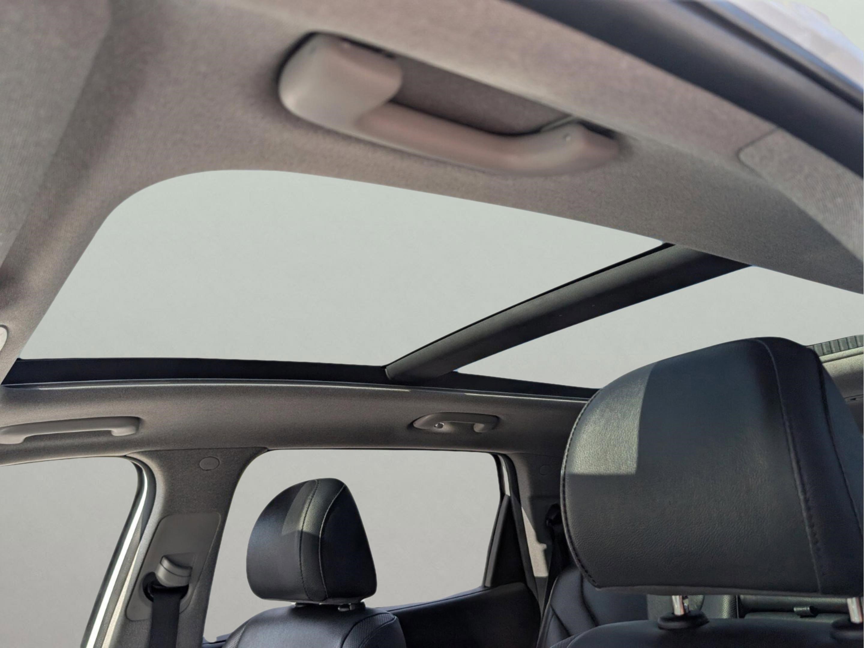 Used 2020 Hyundai Santa Fe Limited image 33