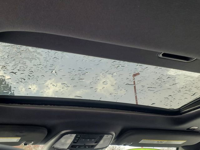 Used 2022 Jeep Grand Cherokee Limited image 31