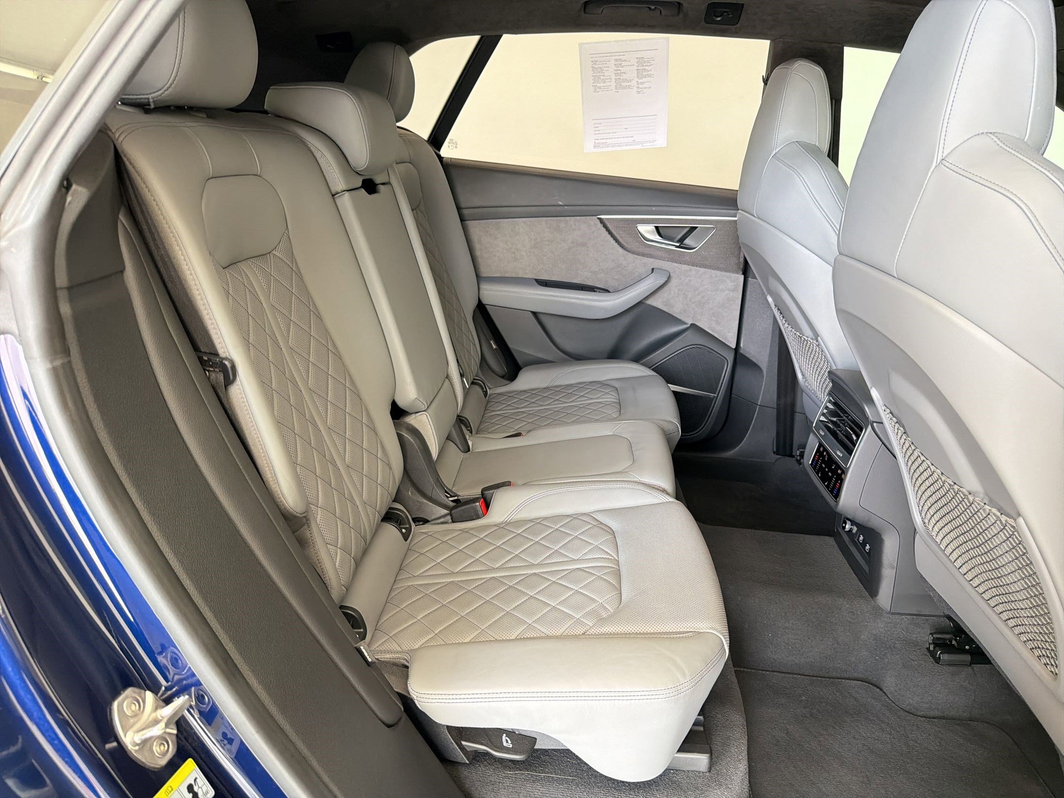 Used 2021 Audi SQ8 Prestige w/ Prestige Package image 29