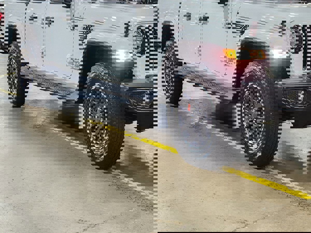 Used 2022 Jeep Gladiator Overland w/ Popular Equipment Package image 17