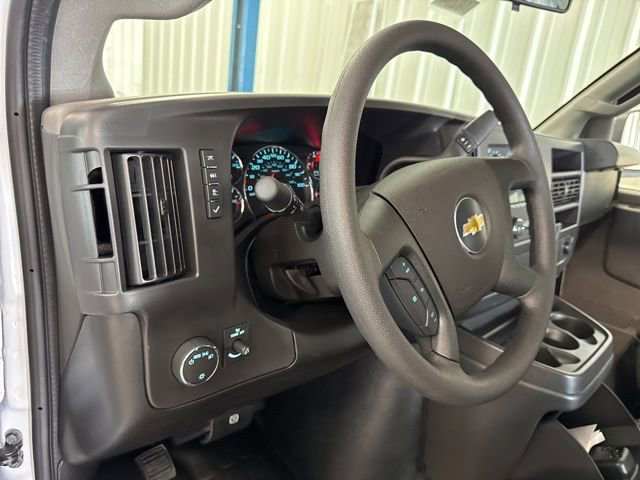 New 2026 Chevrolet Express 3500 w/ Driver Convenience Package RWD image 29