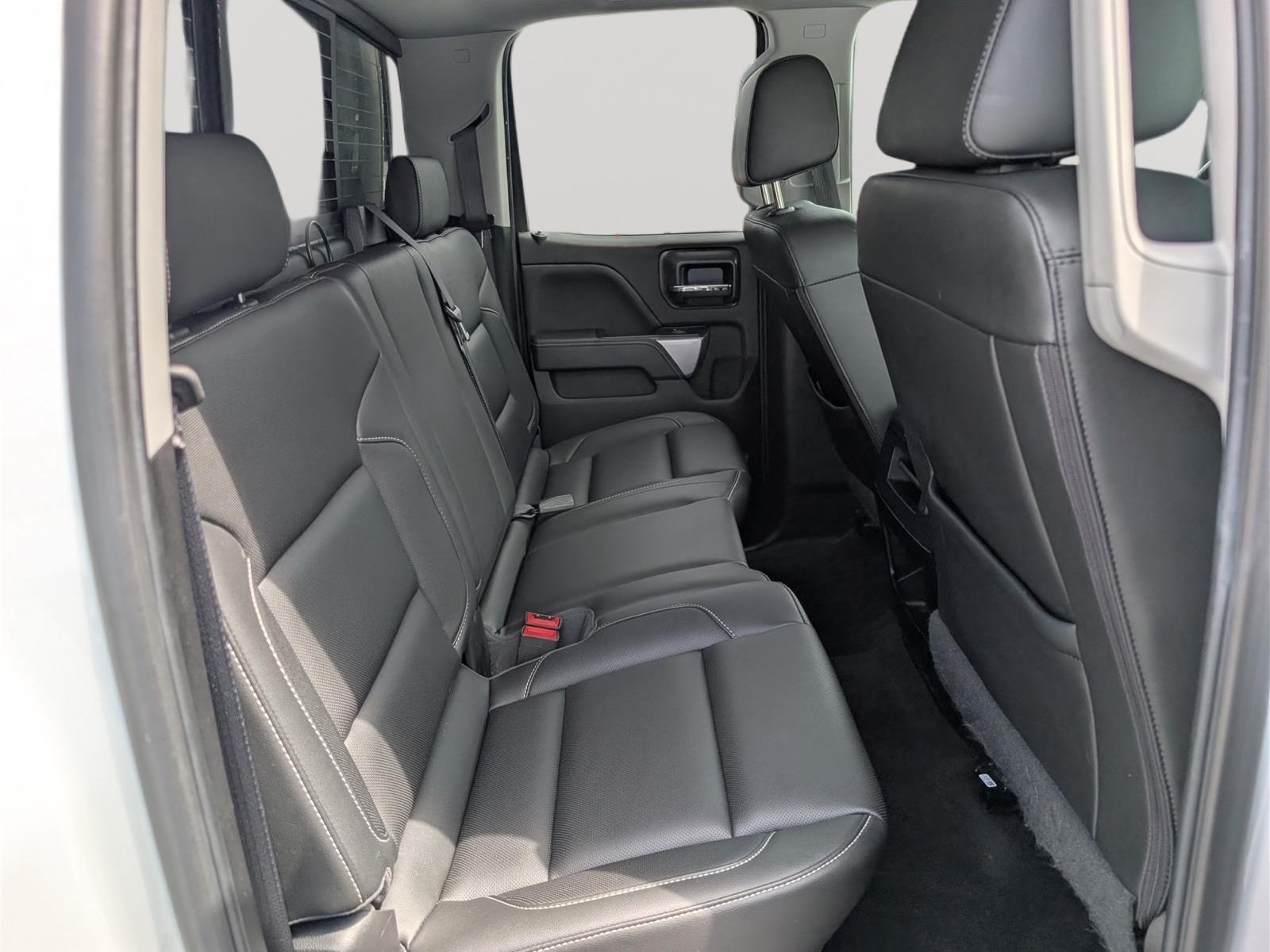Used 2018 Chevrolet Silverado 1500 LTZ Z71 w/ LTZ Plus Package AWD/4WD image 14