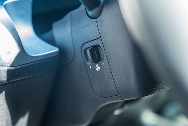 Used 2023 Mercedes-Benz GLB 250 4MATIC image 48