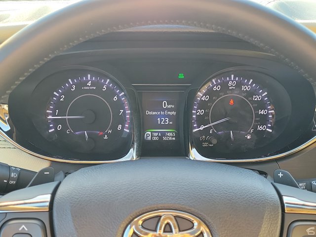 Used 2014 Toyota Avalon Limited FWD image 22