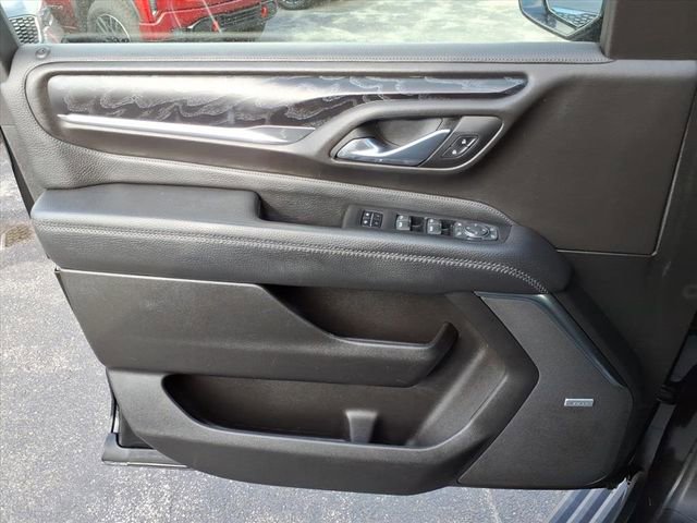 Used 2023 GMC Yukon XL Denali AWD/4WD image 29