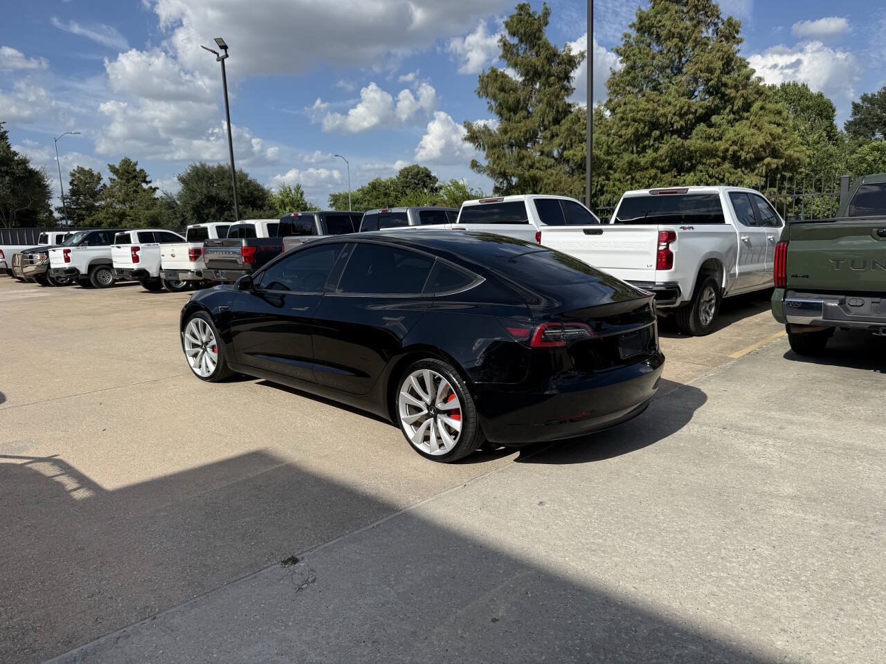 Used 2019 Tesla Model 3 Long Range AWD/4WD image 4