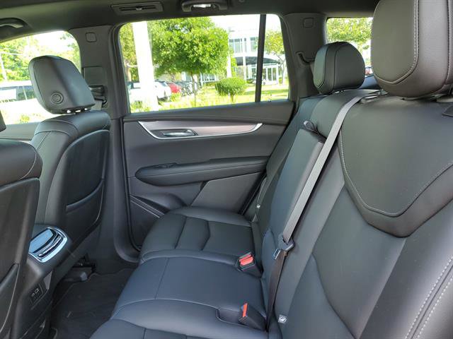 Used 2024 Cadillac XT6 Luxury FWD image 33