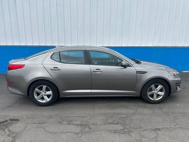 Used 2015 Kia Optima LX FWD image 1