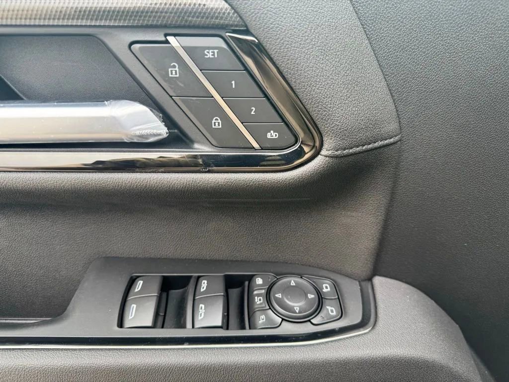 New 2026 GMC Sierra 3500 AT4 w/ Technology Package image 12