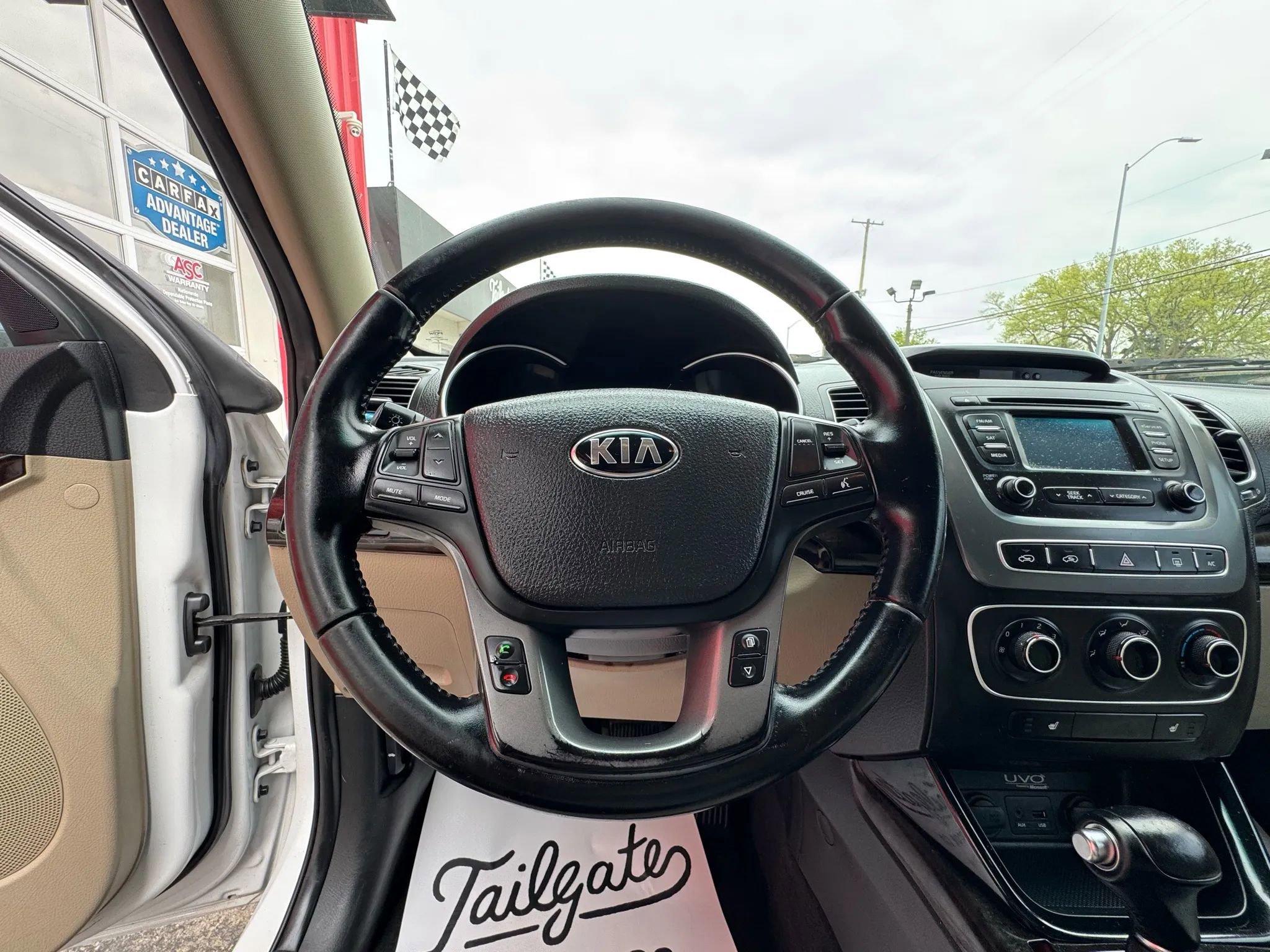 Used 2015 Kia Sorento LX image 13