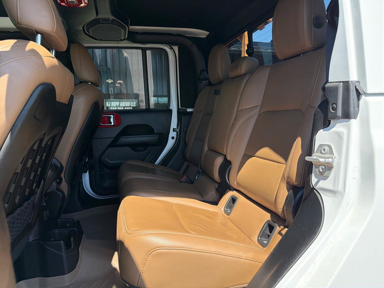 Used 2021 Jeep Gladiator Rubicon AWD/4WD image 15