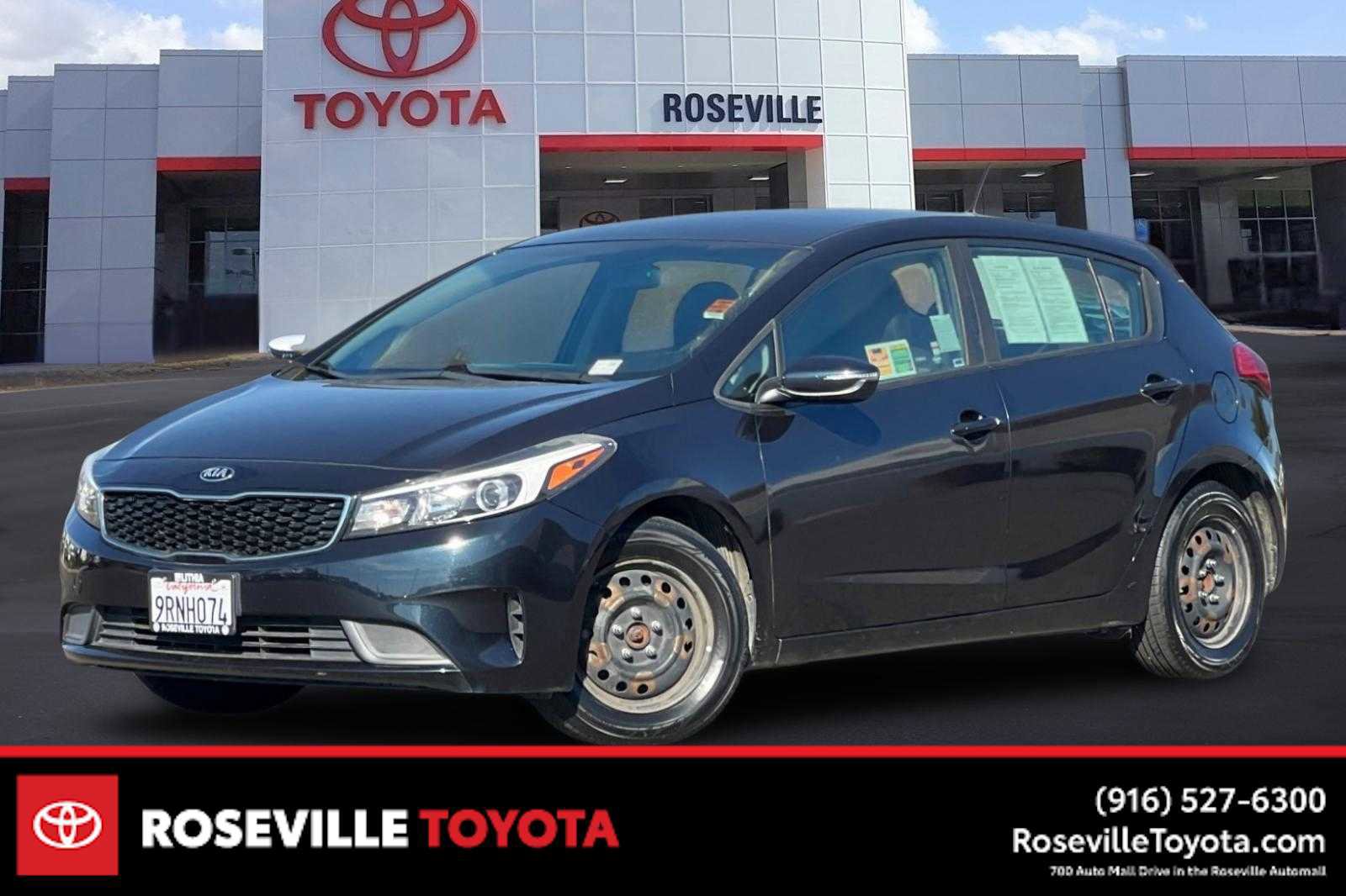 Used 2017 Kia Forte LX image 1