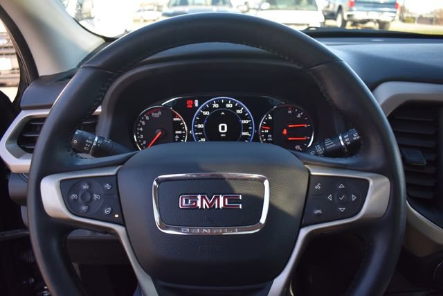 Used 2022 GMC Acadia Denali w/ Denali Technology Package image 33