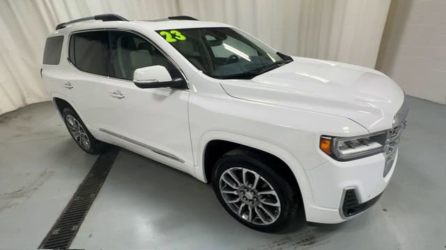 Used 2023 GMC Acadia Denali w/ Denali Ultimate Package image 2