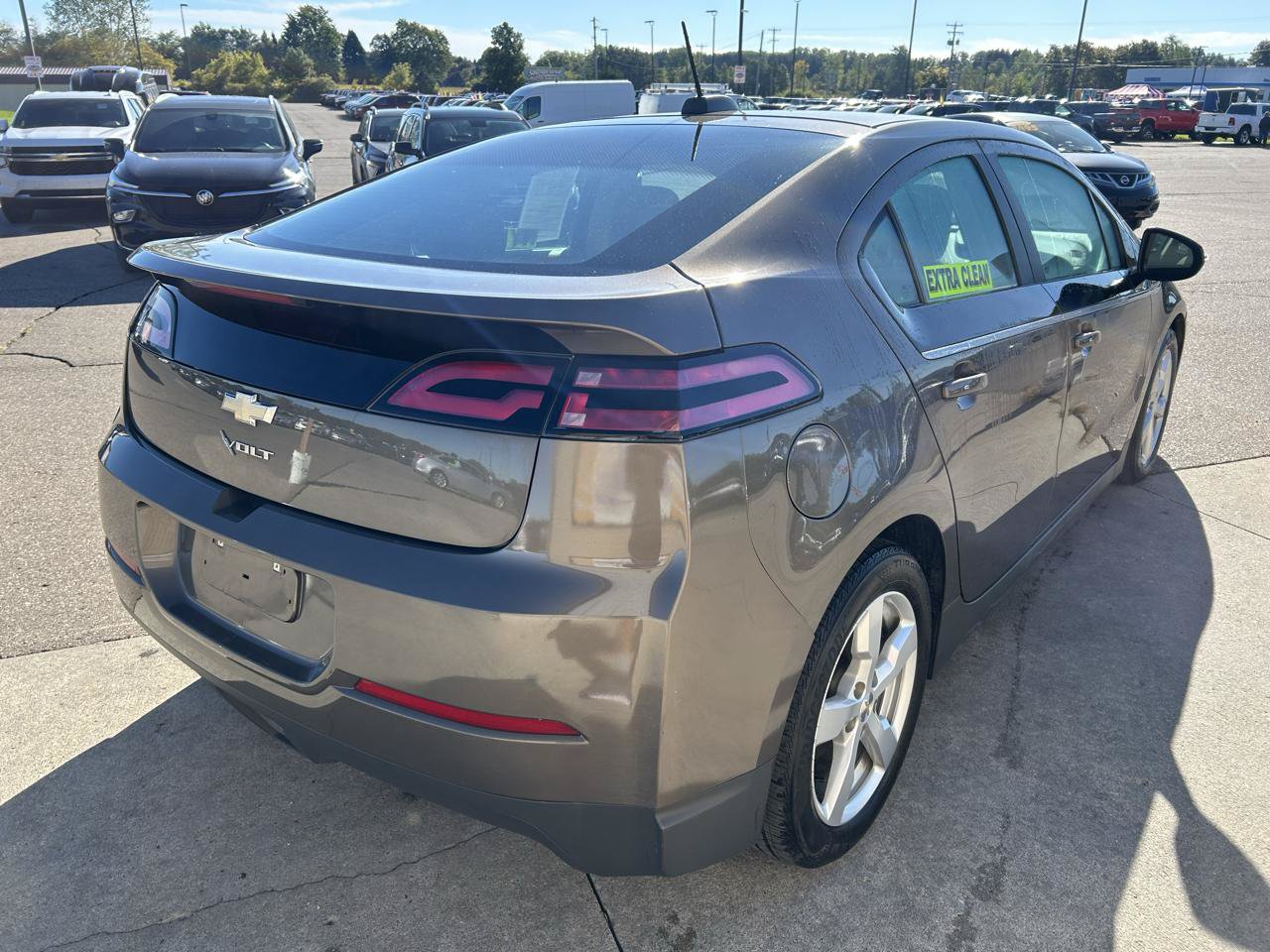 Used 2015 Chevrolet Volt Premium w/ Premium Trim Package FWD image 5