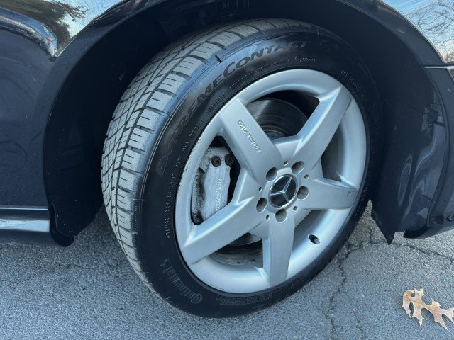 Used 2005 Mercedes-Benz CLK 500 Coupe image 38