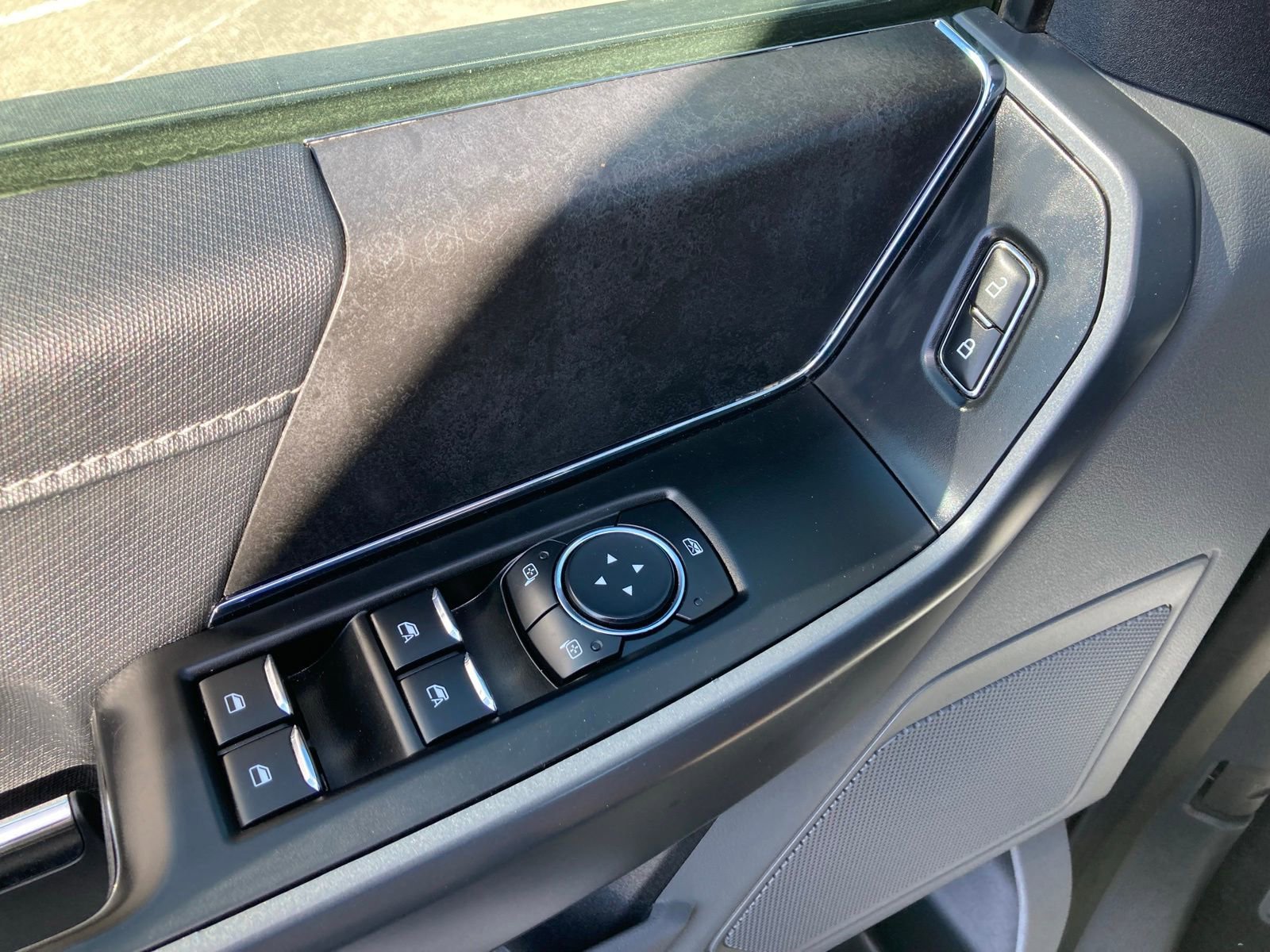 Used 2024 Ford F150 XLT w/ Mobile Office Package image 12