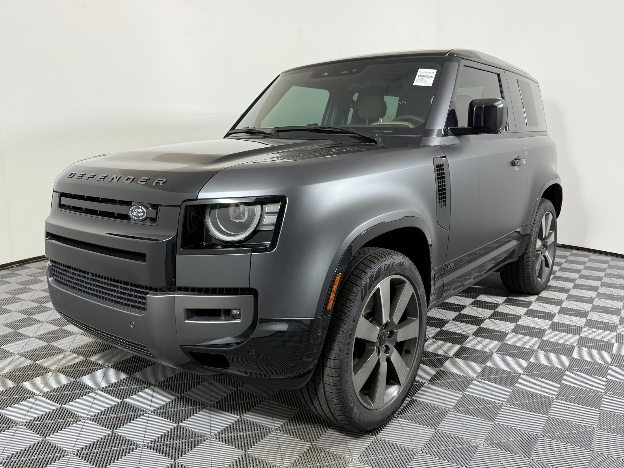 New 2026 Land Rover Defender 90 V8 AWD/4WD image 1