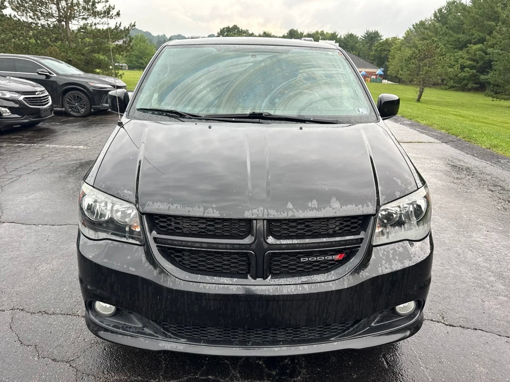 Used 2015 Dodge Grand Caravan R/T w/ Driver Convenience Group FWD image 2