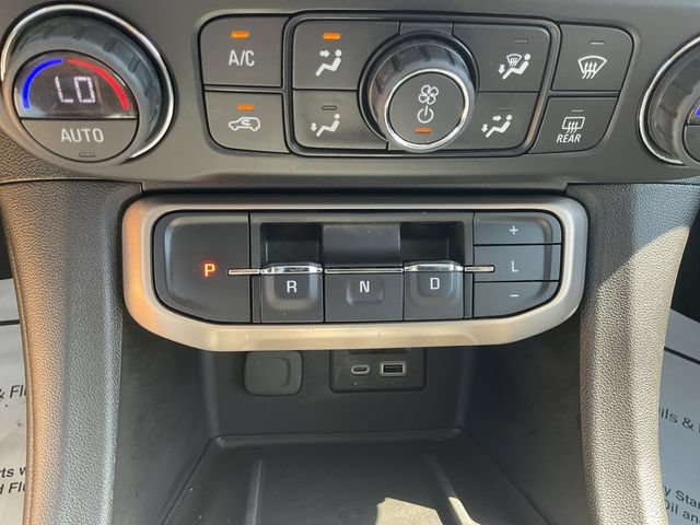Used 2020 GMC Acadia Denali w/ Technology Package AWD/4WD image 28
