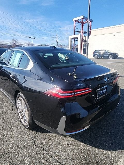 Used 2025 BMW 540i xDrive image 6
