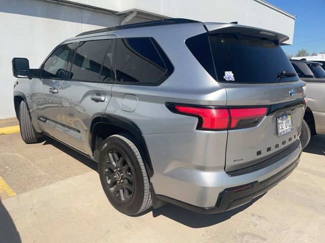 Used 2023 Toyota Sequoia Platinum image 5
