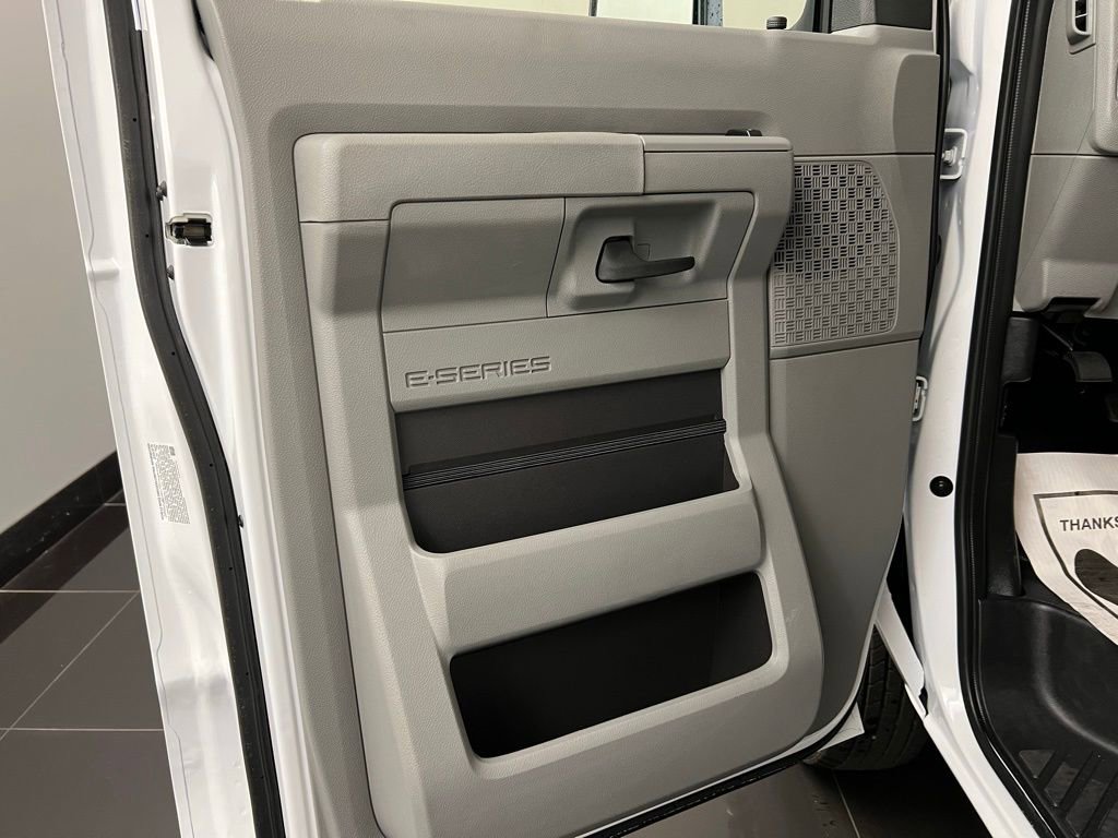 New 2026 Ford E-350 and Econoline 350 Super Duty w/ Power Equipment Group RWD image 23
