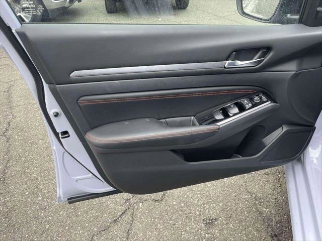 Used 2023 Nissan Altima 2.5 SR image 15