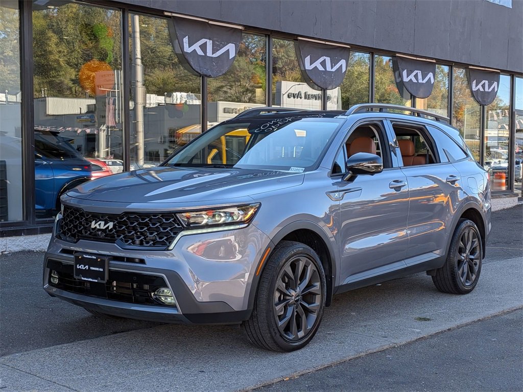 Certified 2022 Kia Sorento SX Prestige w/ Rust Color Package
