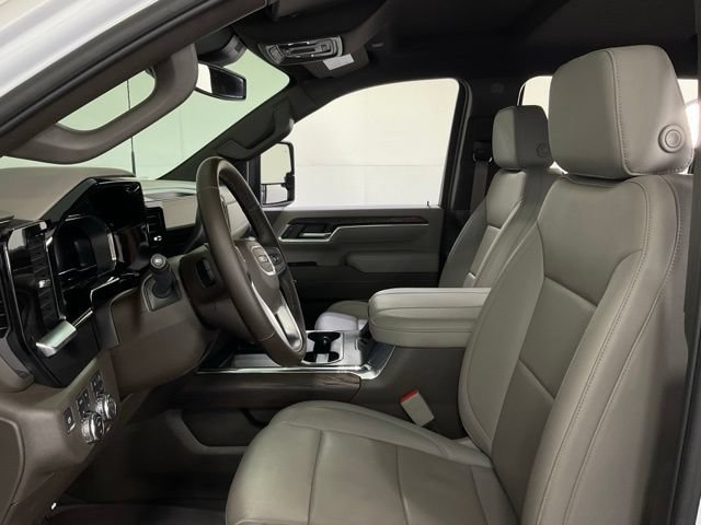 Used 2025 GMC Sierra 2500 SLT w/ SLT Convenience Package AWD/4WD image 30