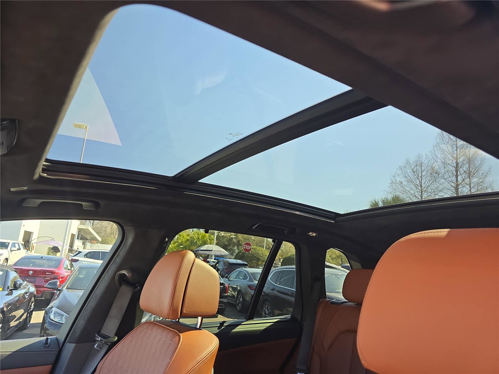 Used 2024 BMW X5 sDrive40i w/ M Sport Package image 30