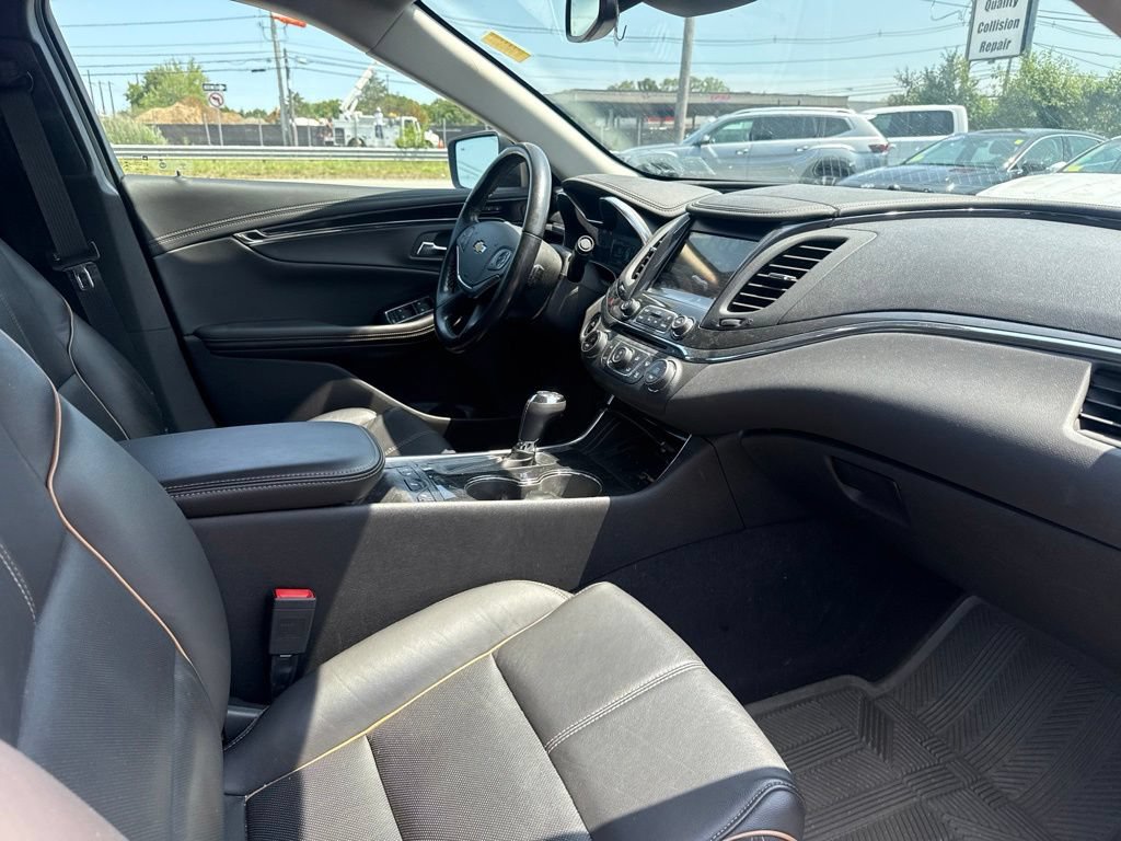 Used 2020 Chevrolet Impala Premier w/ Premier Confidence Package FWD image 19