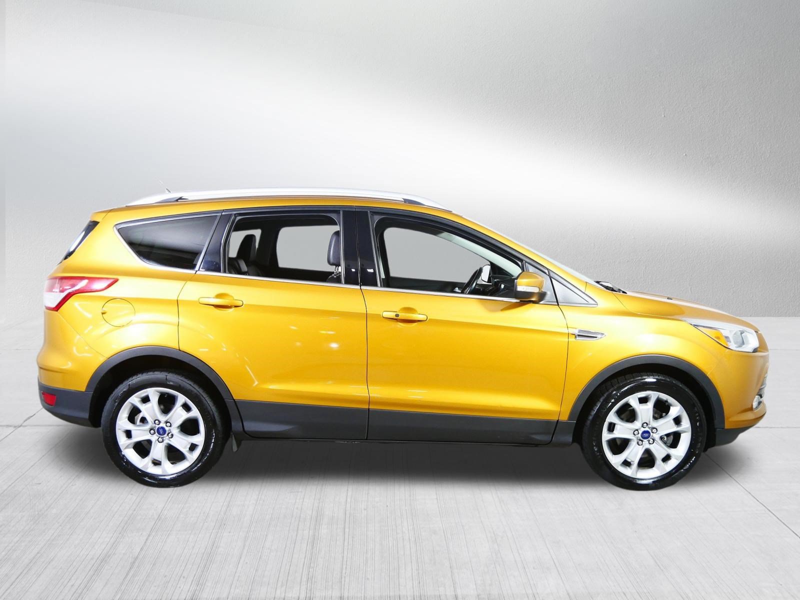 Used 2016 Ford Escape Titanium AWD/4WD image 8