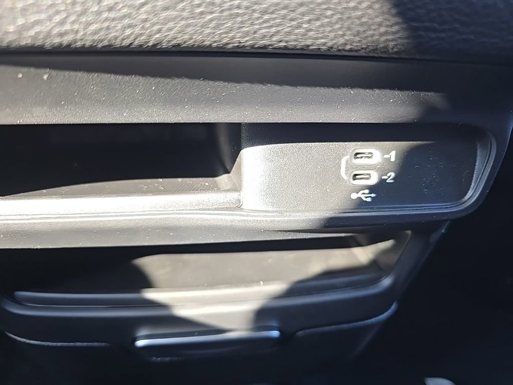 New 2026 Chrysler Pacifica Select image 31