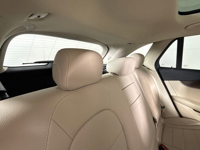 Used 2022 Mercedes-Benz GLC 300 4MATIC image 26