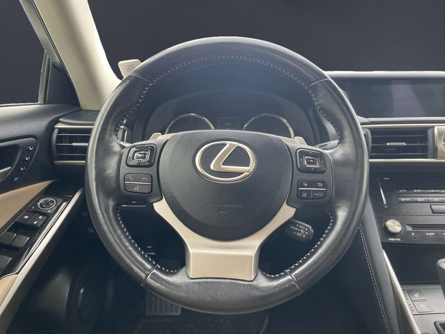 Used 2018 Lexus IS 300 AWD w/ Comfort Package image 12