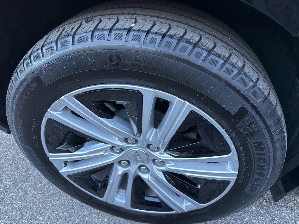 Used 2024 Cadillac Lyriq Tech w/ Driver Assist Package image 12