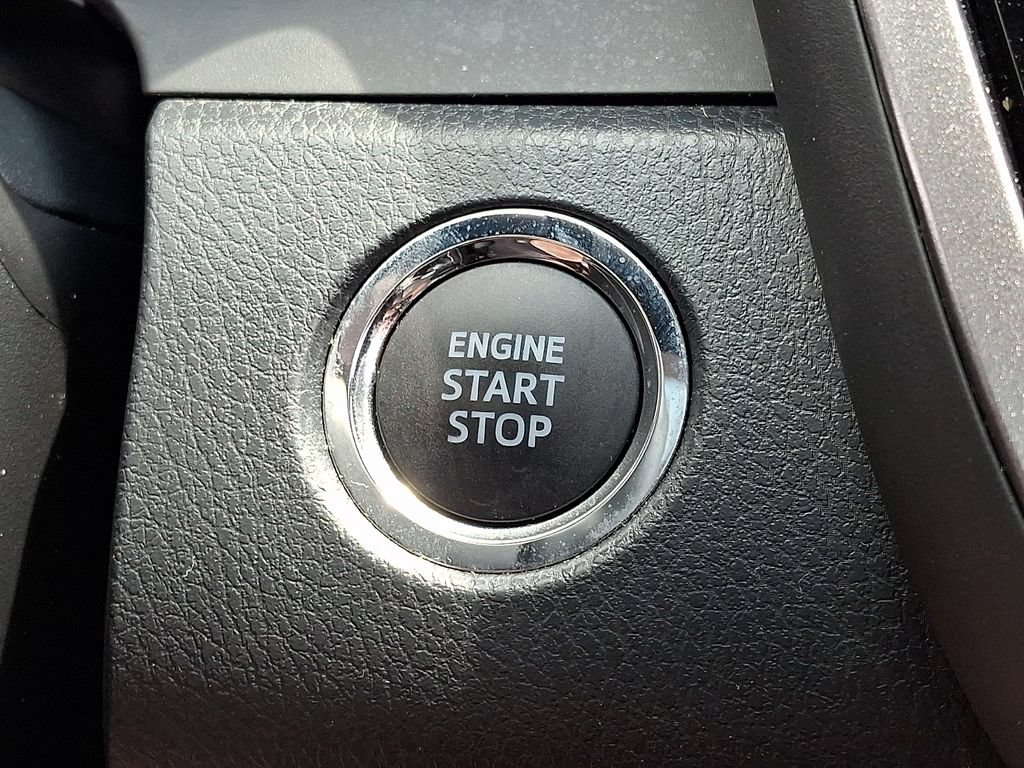 Certified 2022 Toyota Camry XLE AWD/4WD image 25