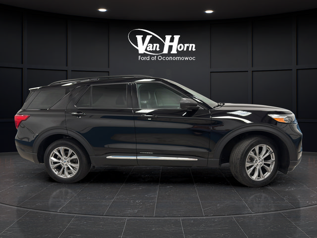 Used 2023 Ford Explorer XLT w/ Equipment Group 202A AWD/4WD image 8