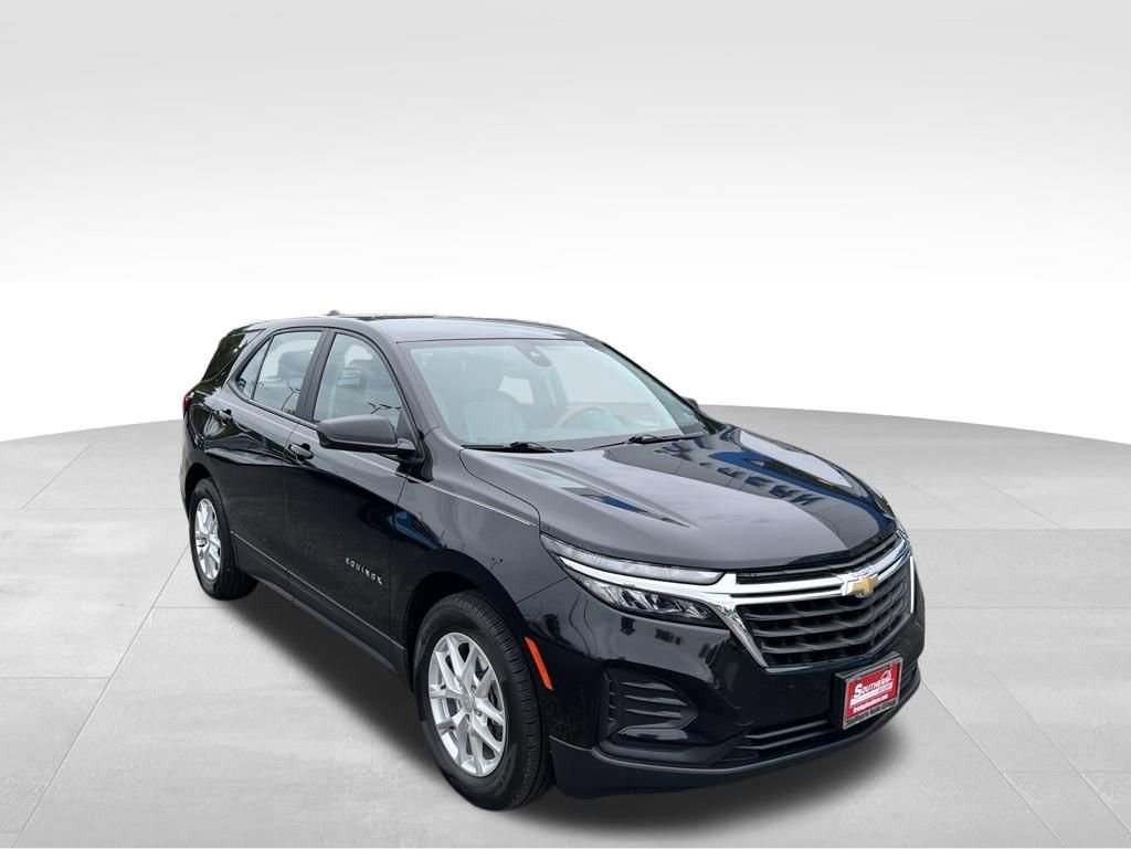 Used 2023 Chevrolet Equinox LS FWD image 25