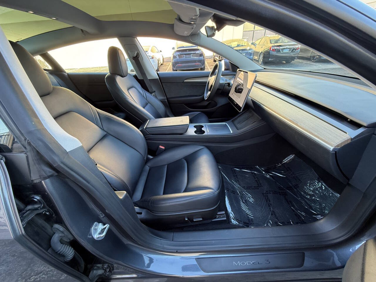 Used 2023 Tesla Model 3 Standard Range RWD image 29