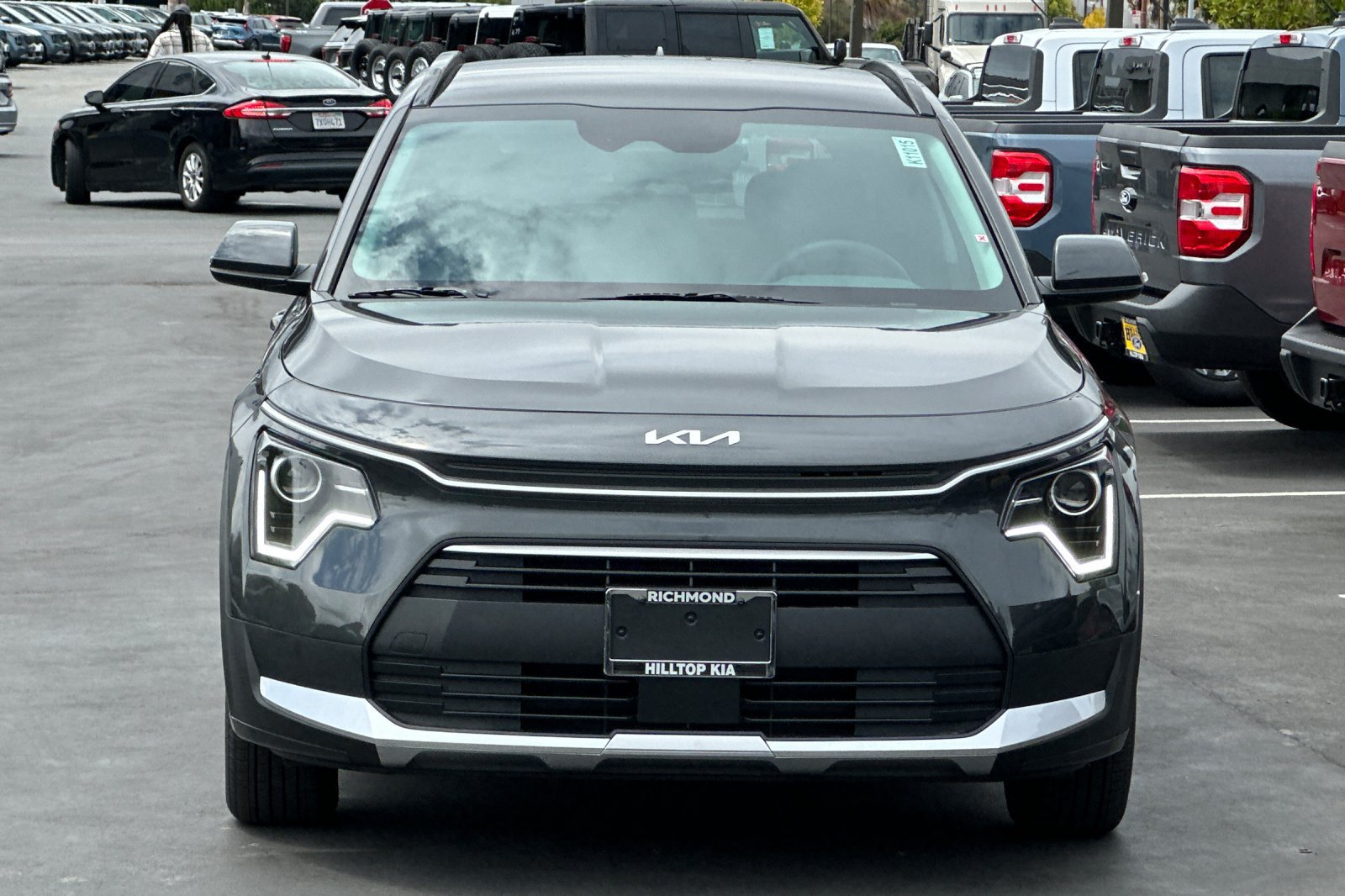 New 2026 Kia Niro EX FWD image 9