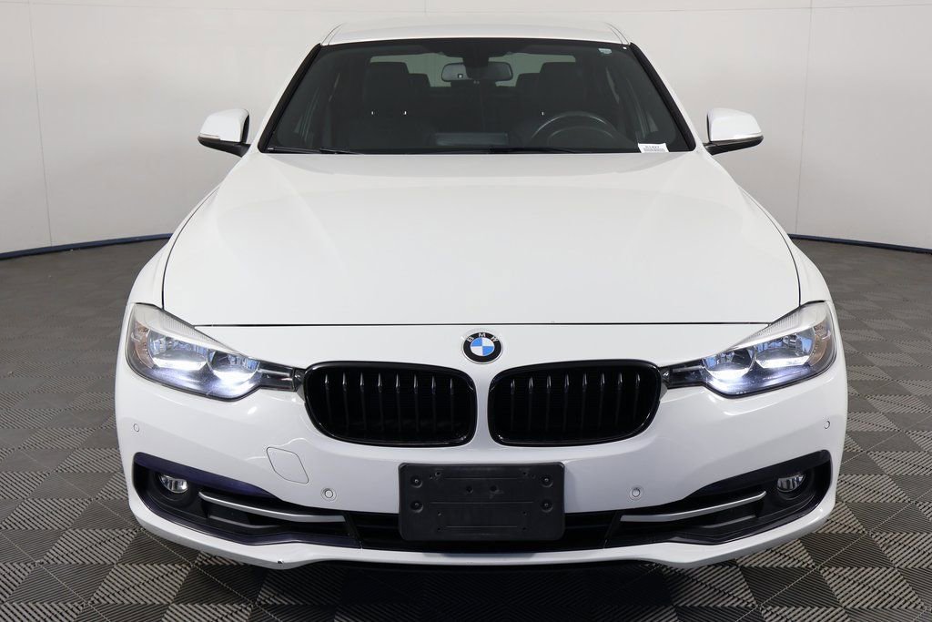 Used 2017 BMW 330i Sedan image 2