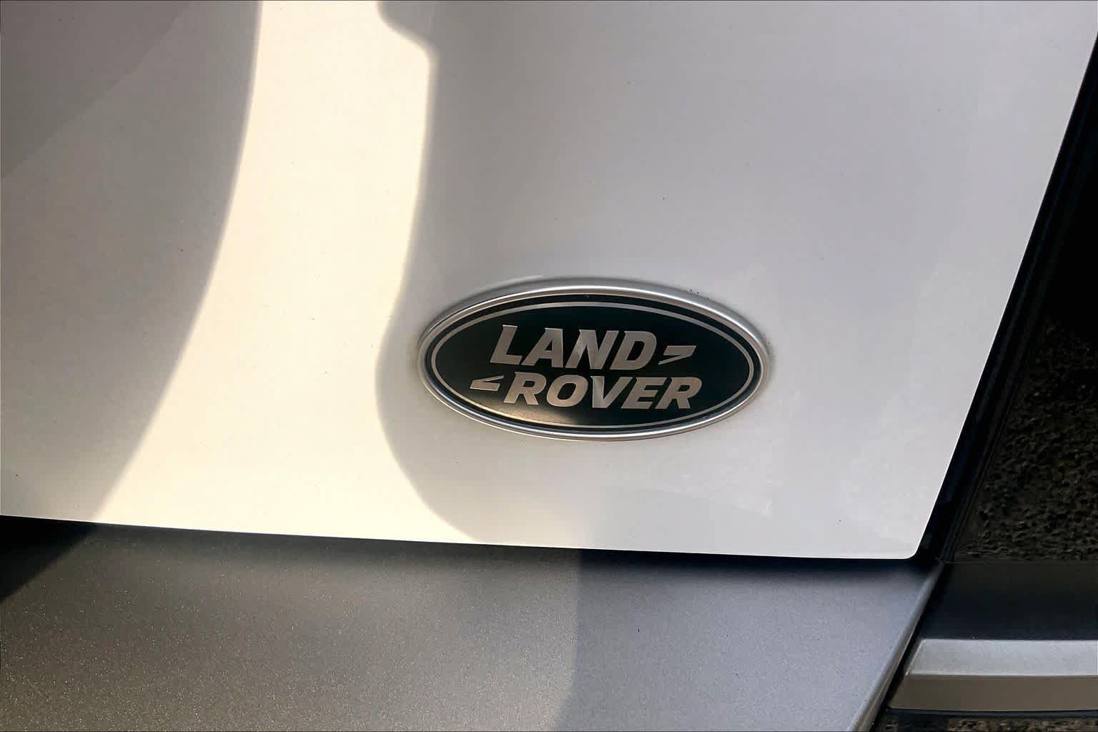 Used 2022 Land Rover Defender 110 X-Dynamic HSE AWD/4WD image 10