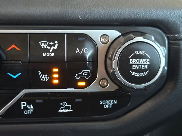 Certified 2025 Jeep Wrangler Unlimited Sahara w/ Safety Group AWD/4WD image 19