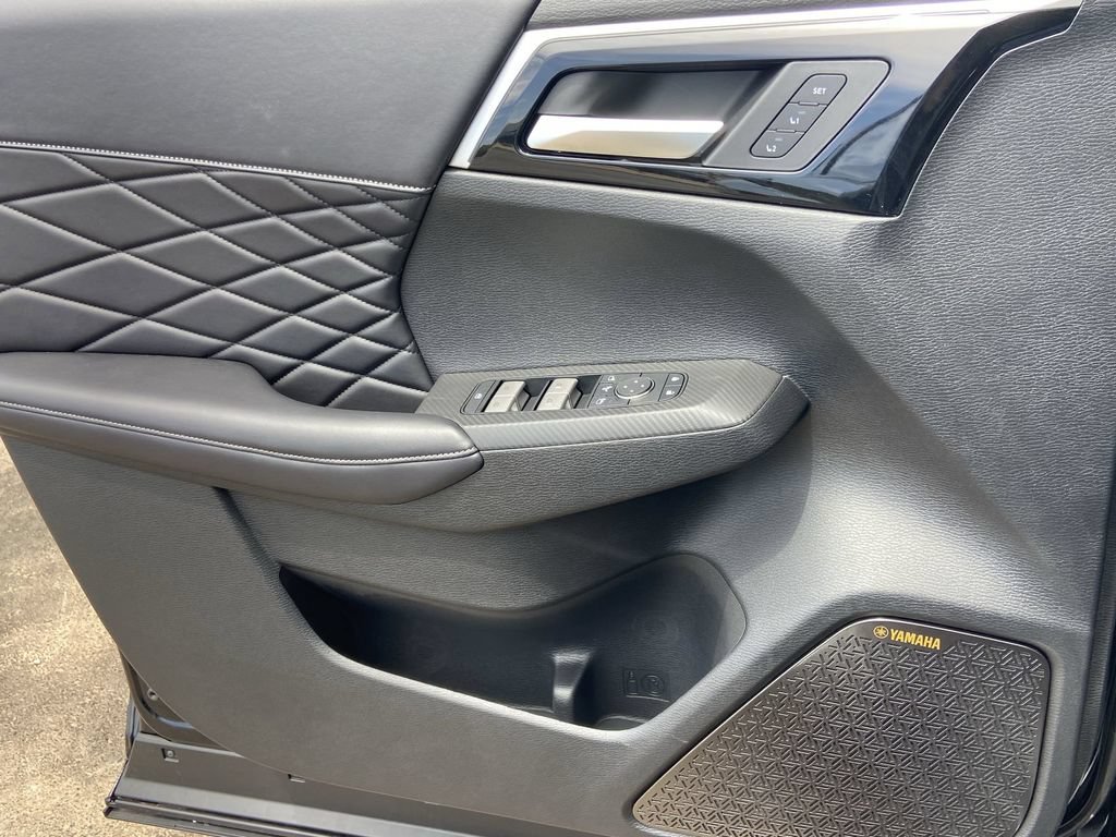 New 2026 Mitsubishi Outlander SEL Black Edition FWD image 19