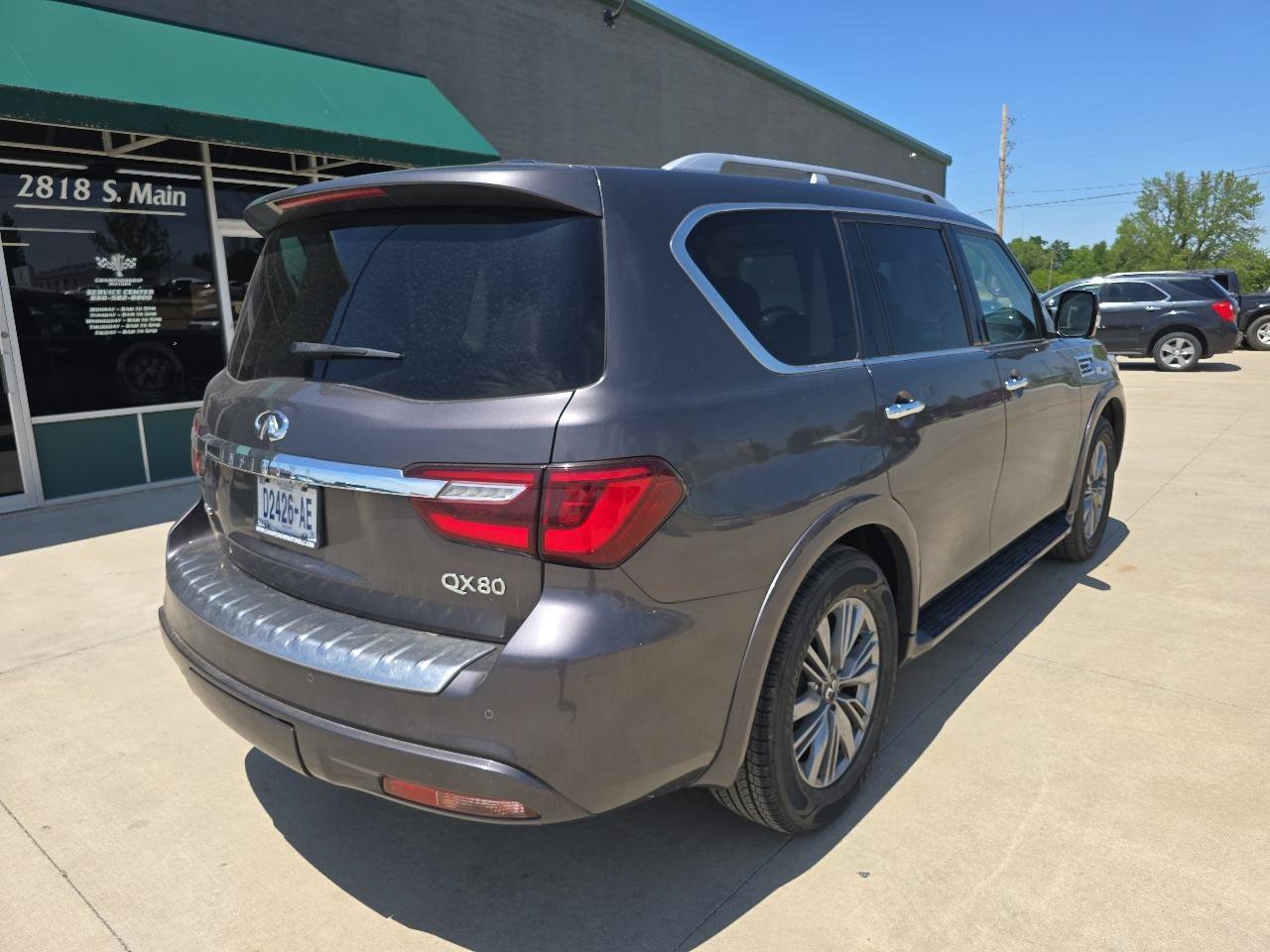 Used 2024 INFINITI QX80 Luxe AWD/4WD image 5
