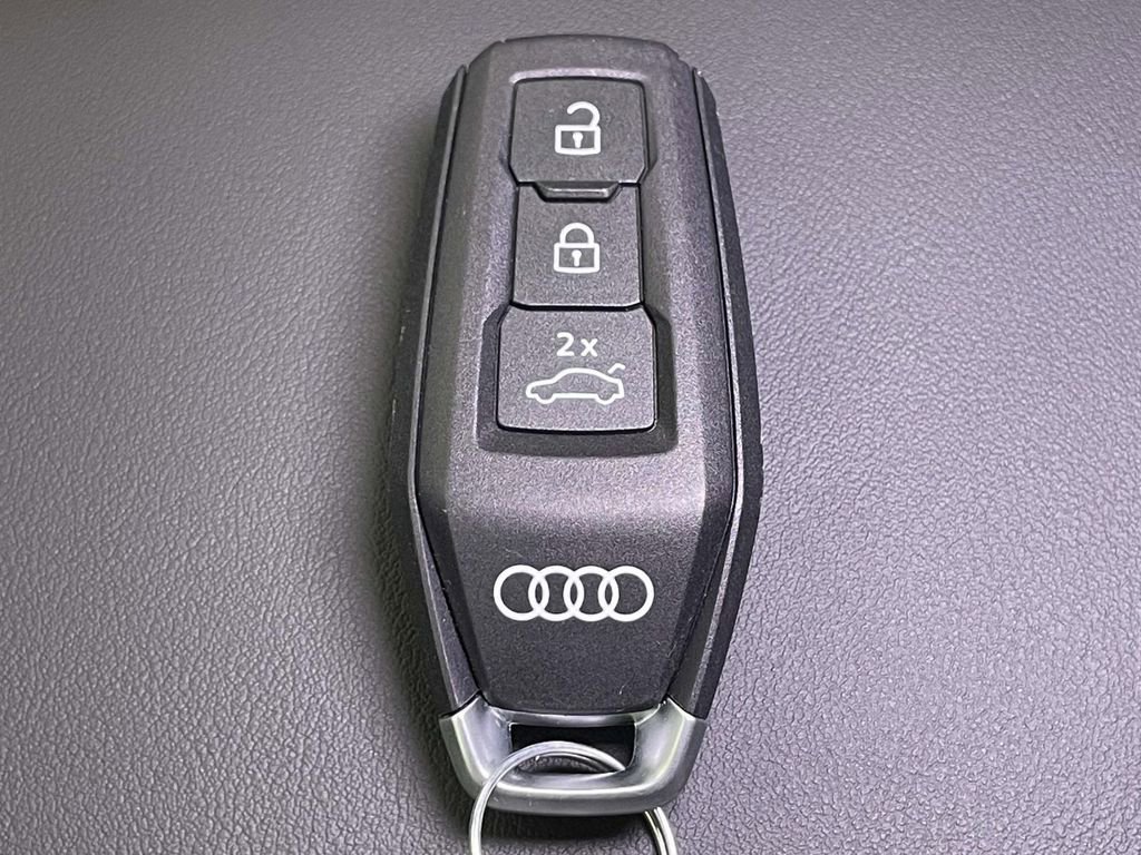 New 2025 Audi SQ5 Premium Plus image 43