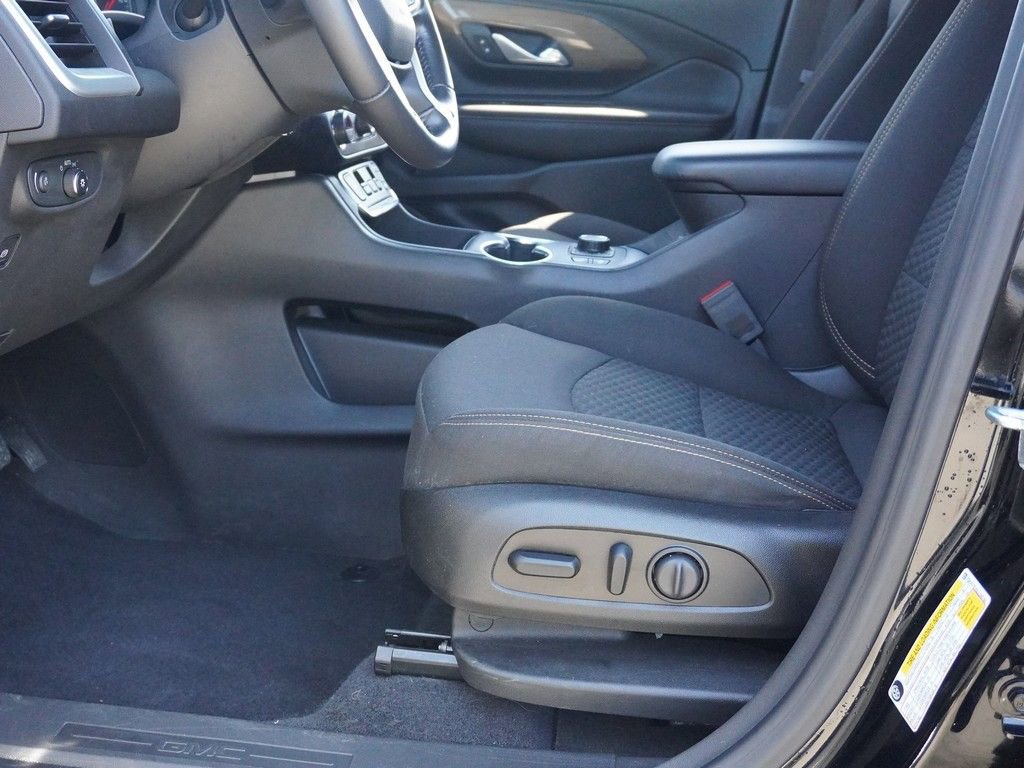 Used 2020 GMC Terrain SLE w/ Driver Convenience Package image 27